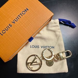 💯 Authentic Louis Vuitton bag charm